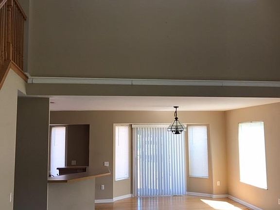 2nd image of 1813 Stanford Ct