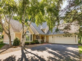 1301 Dallager Ct, Stillwater, MN 55082