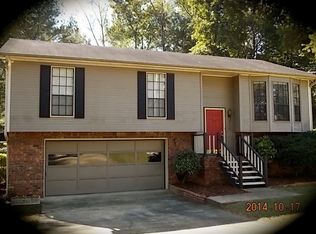 3020 Dogwood Ln, Fultondale, AL 35068