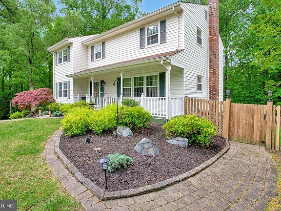 5th image of 8428 Poplar Hill Dr