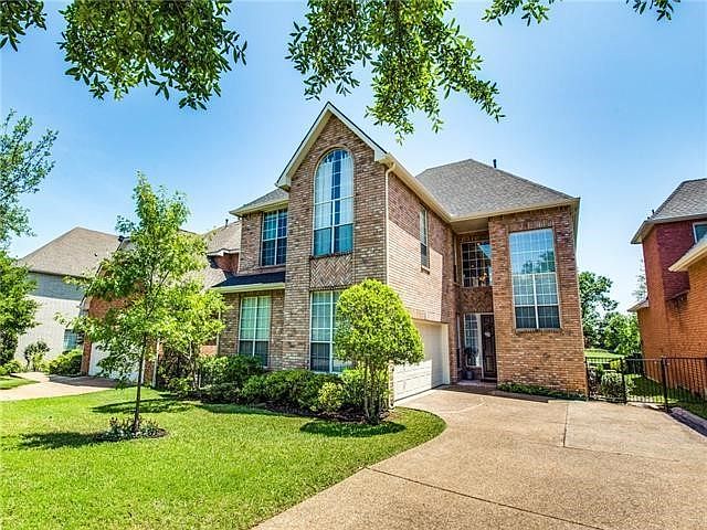 1st image of 2510 Waterford Dr