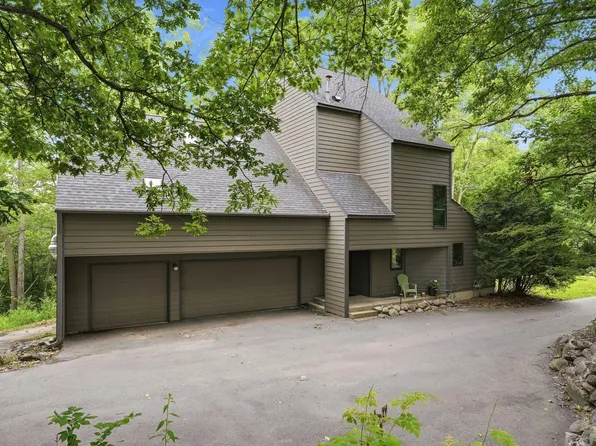 3601 Prestige Ln, Minnetonka, MN 55305