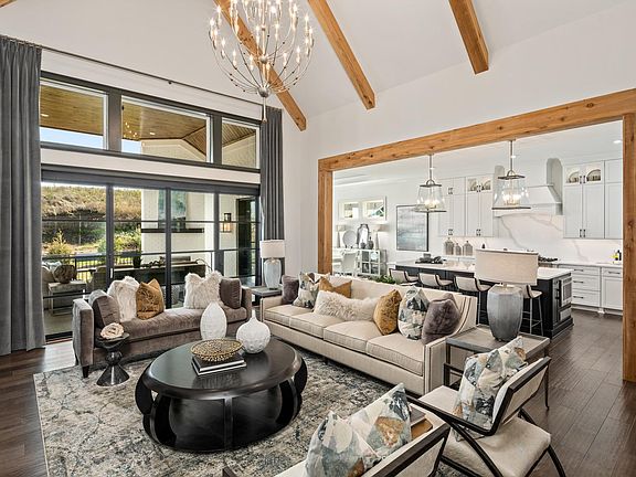 The Elmsdale Family Room