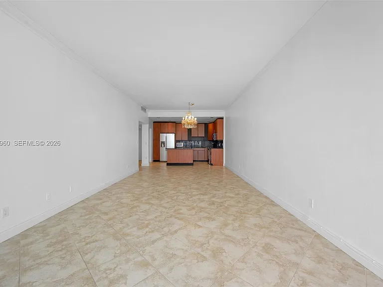 19380 Collins Ave #27 — Photo 7