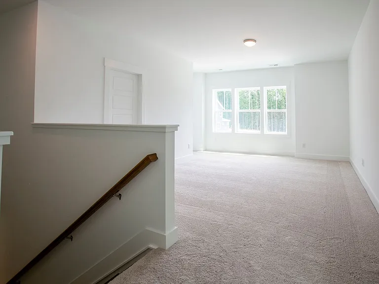 174 Beacon Dr — Photo 9