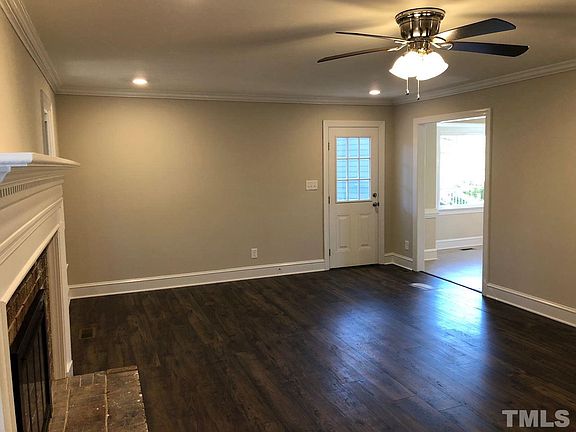 4th image of 3325 Gatcombe Pl
