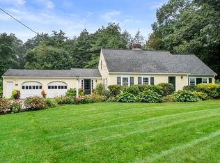 1 Sedgemeadow Rd, Wayland, MA 01778
