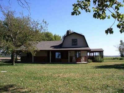 2104 220th Ave, Percival, IA, 51648