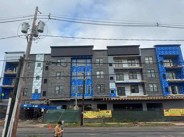 354 Union Ave #201, Elizabeth, NJ 07208