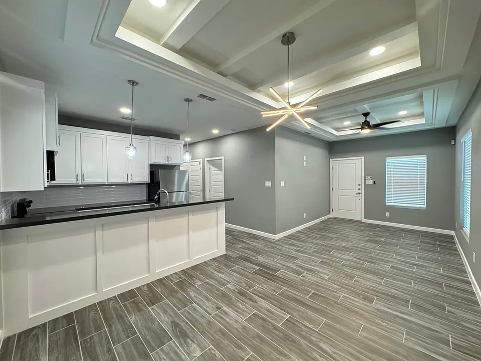 104 Lauryn Dr #2