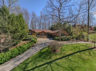 141 Whippoorwill Dr, Oak Ridge, TN 37830