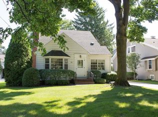 95 N Lincoln Ave, Orchard Park, NY 14127
