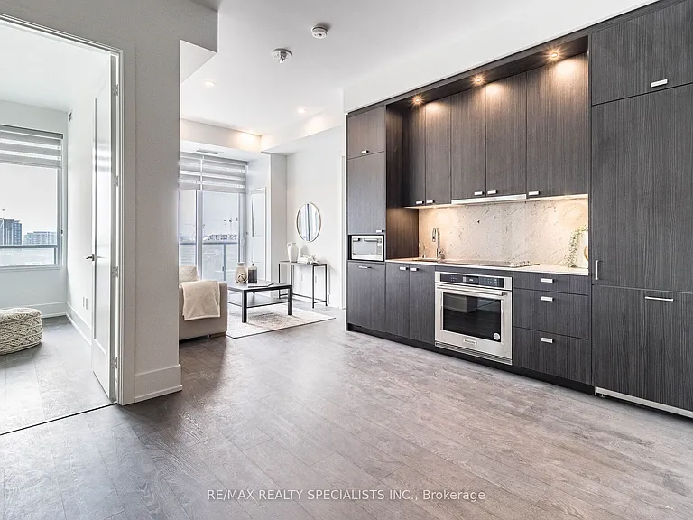 480 Front St W #1903 — Photo 6