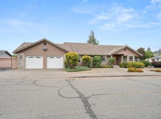 1449 Ben Aire Cir, Grants Pass, OR 97527