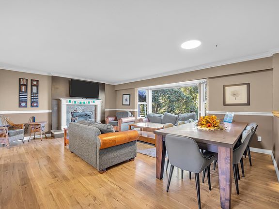 4th image of 12580 243rd St