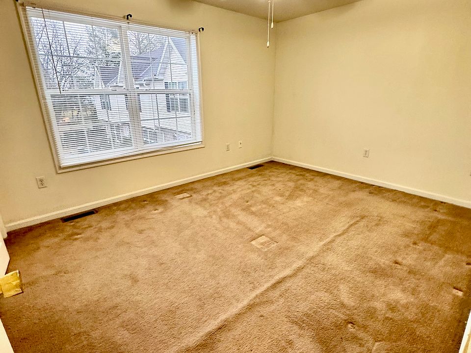 70 Blettner Ave., Unit #9 -- Front Bedroom