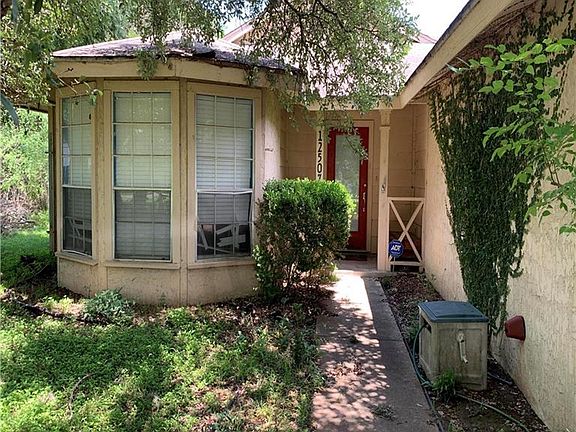 4th image of 12507 Darryl Dr