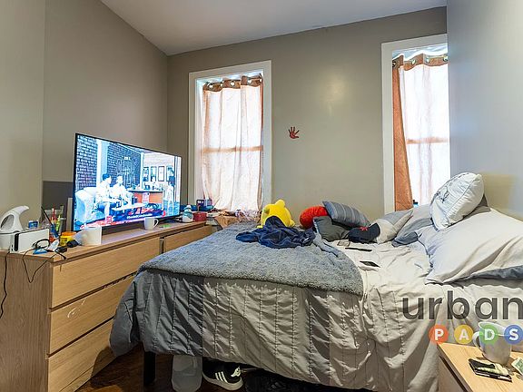 4th image of 194 Rockaway Ave APT 5
