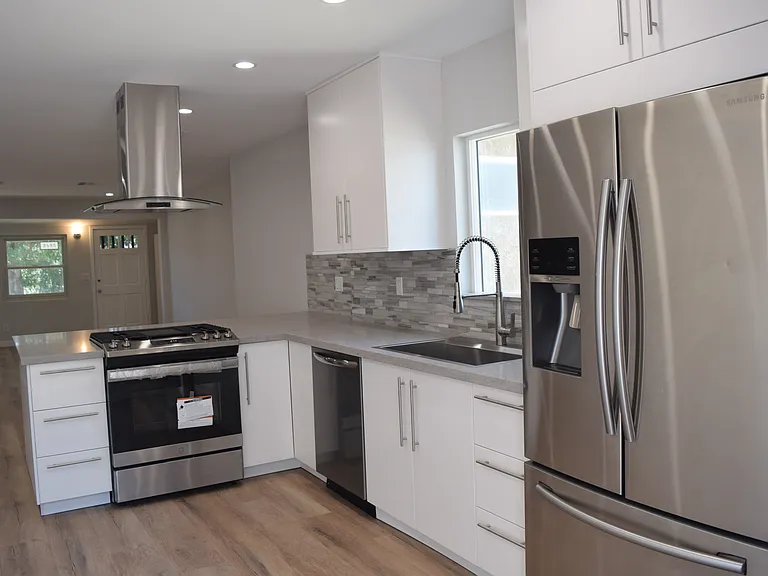 8848 Katherine Ave — Photo 19
