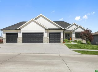 2331 N 188th St, Elkhorn, NE 68022