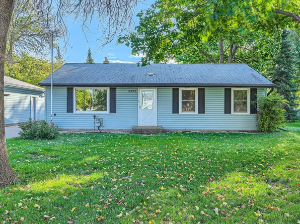 3392 Greenbrier St, Vadnais Heights, MN 55127