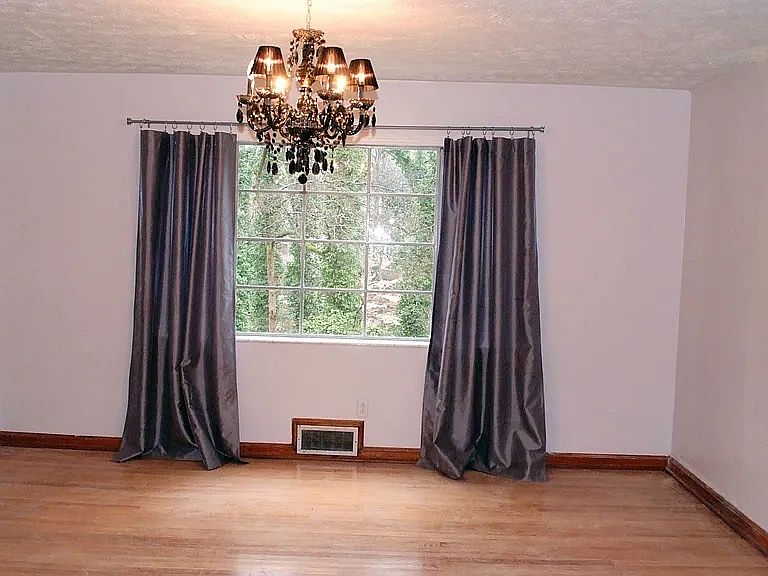 2nd image of 1216 Cascade Rd SW #1
