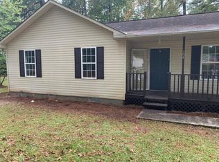 104 Rebecca Dr, Greenwood, SC 29646