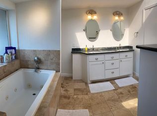 2310 Willowby Dr, Houston, TX 77008