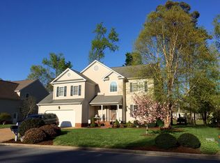 409 Brentmeade Dr, Yorktown, VA 23693