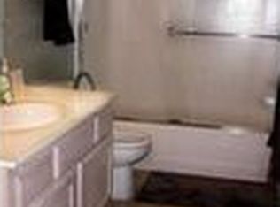 5528 NW Moonlight Meadow Dr, Blue Springs, MO 64064
