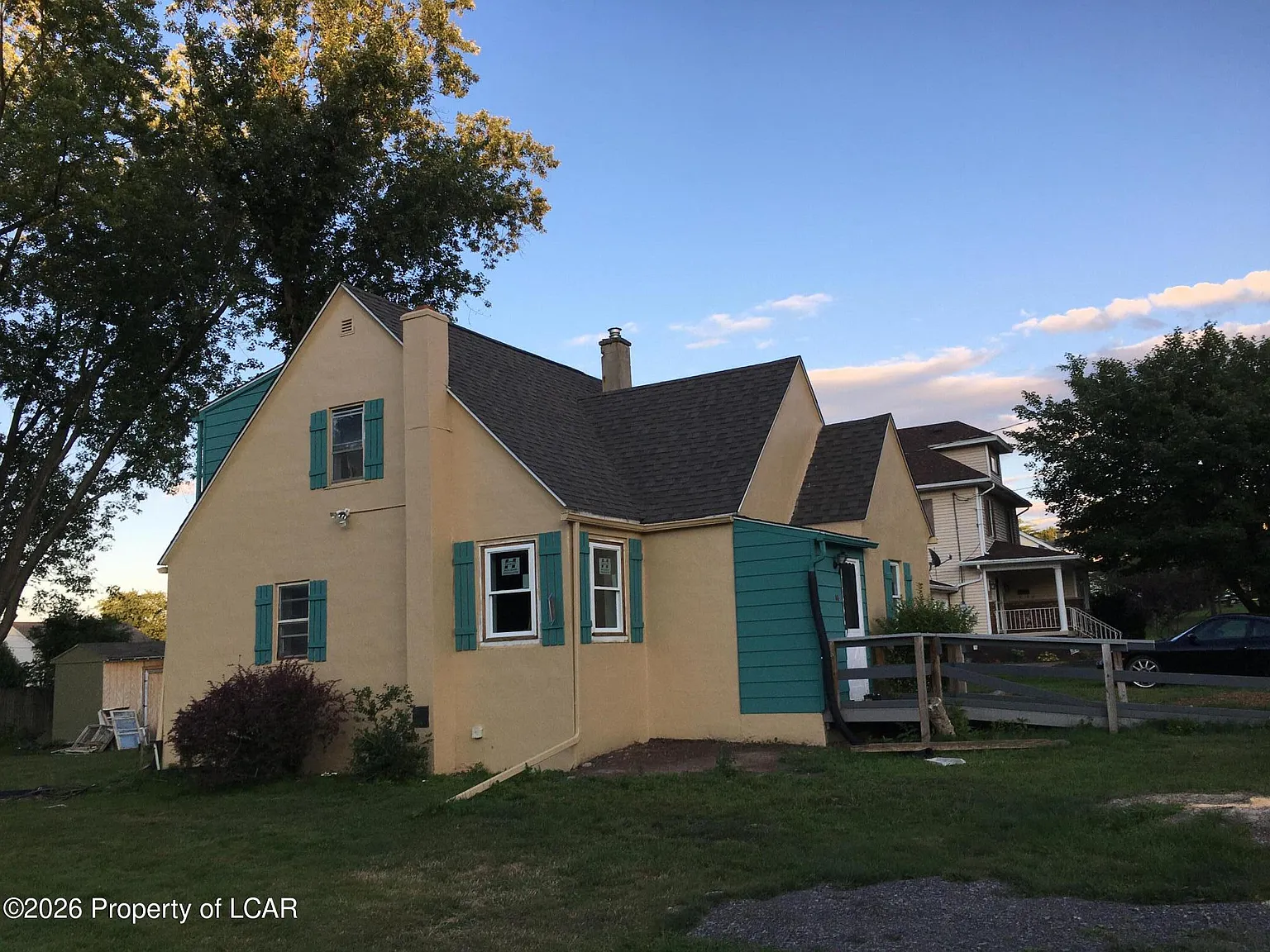 4 bed, 1272 sqft, $1,700 — Photo 1