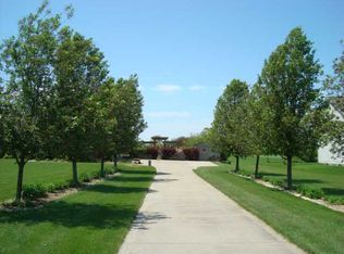 6229 Waterloo Rd, Canal Winchester, OH 43110