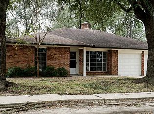 11411 Brighton Ln, Meadows Place, TX 77477