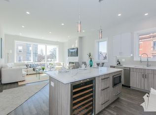 2856 W Belmont Ave #TWO, Chicago, IL 60618