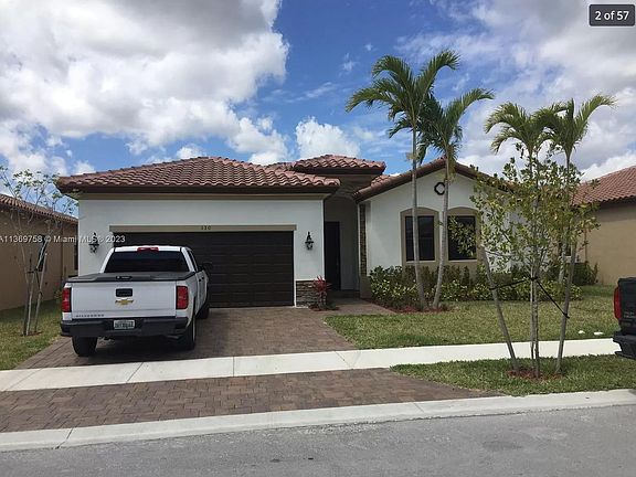 4th image of 130 SE 34th Pl