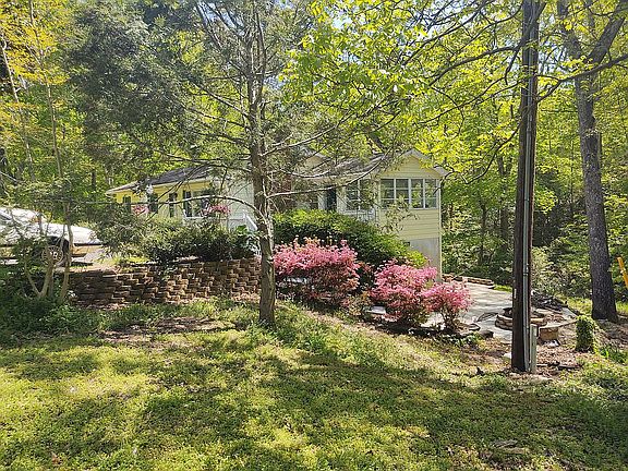 3rd image of 12649 Holly Cir