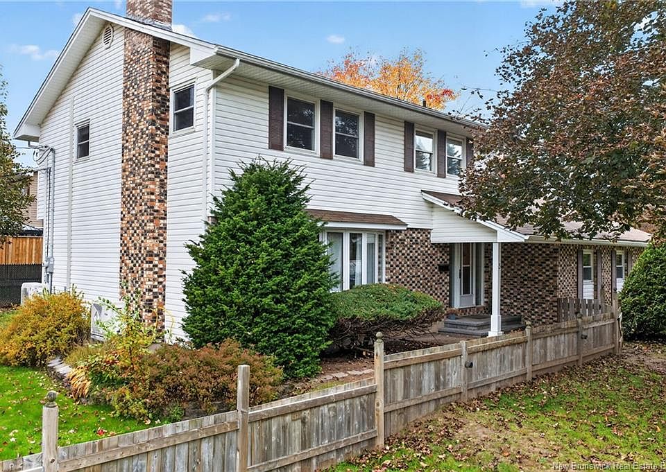 1st image of 3 Grindstone Dr