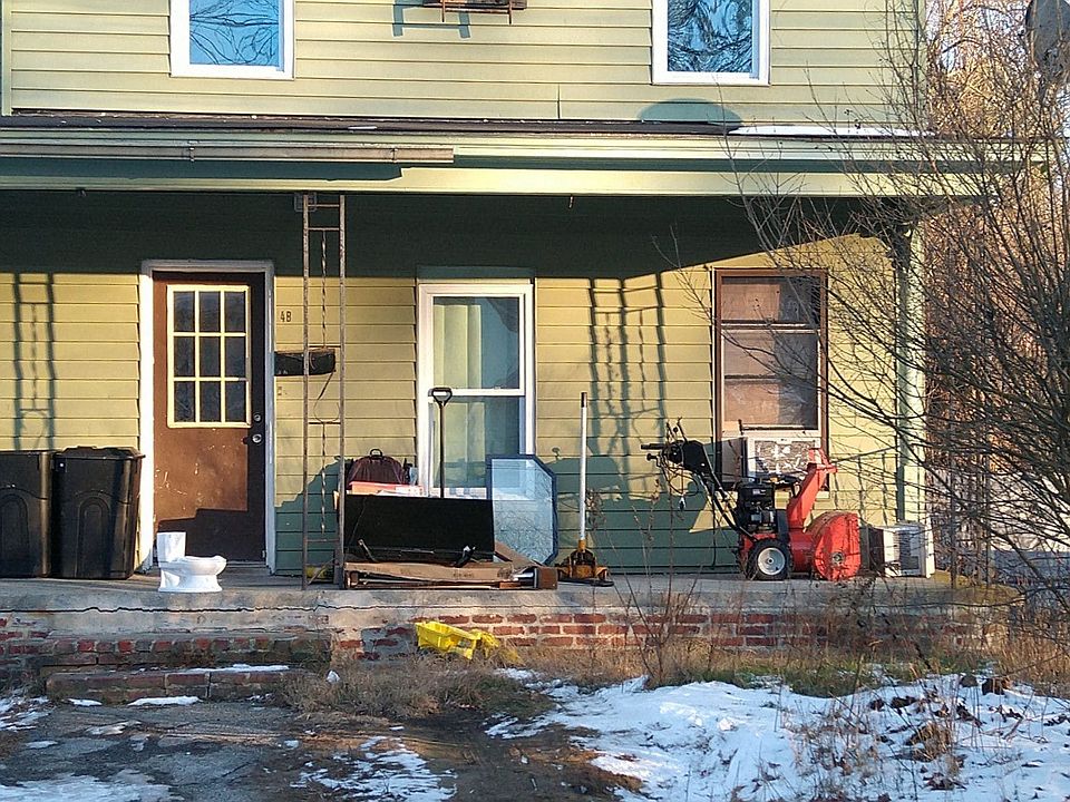 2nd image of 4 Brook St
