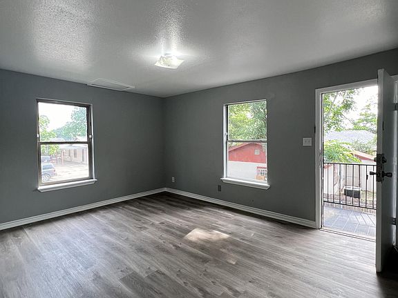 4th image of 1723 W Mayfield Blvd APT 4
