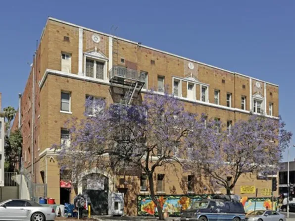 301 S. Kenmore