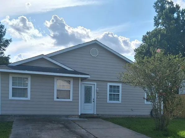 5823 Alpine Hts, Porter, TX 77365