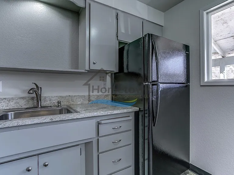 110 E Borah Ave — Photo 9