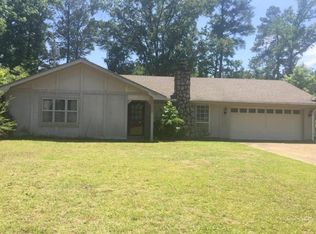 2116 Kelly Ct, Columbus, MS 39702