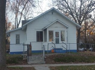 2225 36th Ave N, Minneapolis, MN 55412