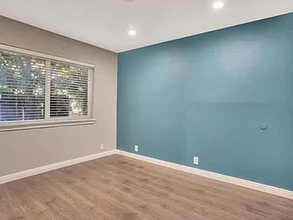 4th image of 4831 Del Norte Blvd #A