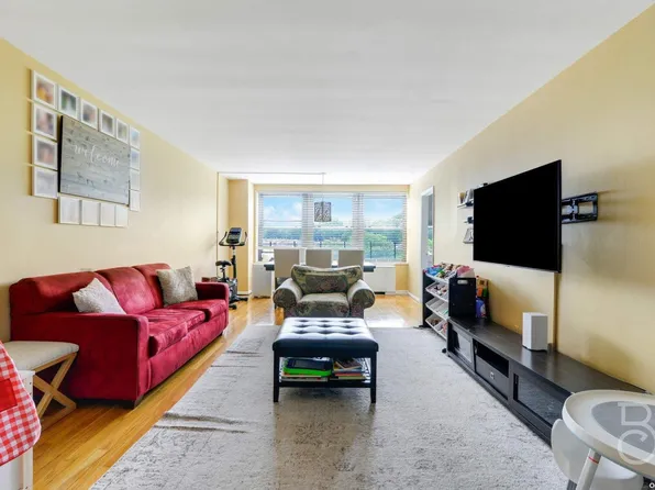 18-35 Corporal Kennedy Street #4G, Bayside, NY 11360