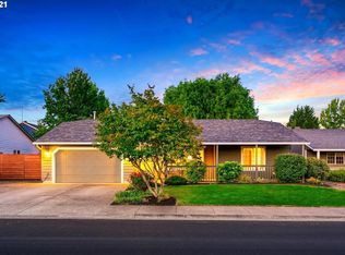 1176 SE 70th Ave, Hillsboro, OR 97123