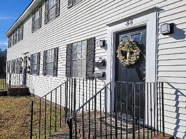 Building Photo - 33 Harris Rd #6