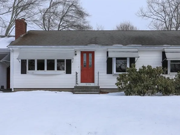 2590 Providence Rd, Northbridge, MA 01534