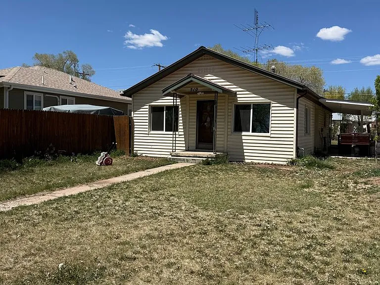 510 E Montezuma Ave — Photo 1
